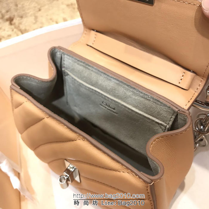 Chloe克洛伊 2018 最新一季春夏主打款 金屬圈手柄 mini號小豬包  ypk1013